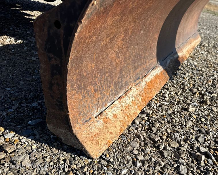 image for item EN0652 2007 Ditch Witch RT40 trencher