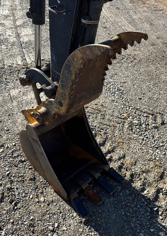 image for item EN0653 2019 John Deere 35G mini excavator