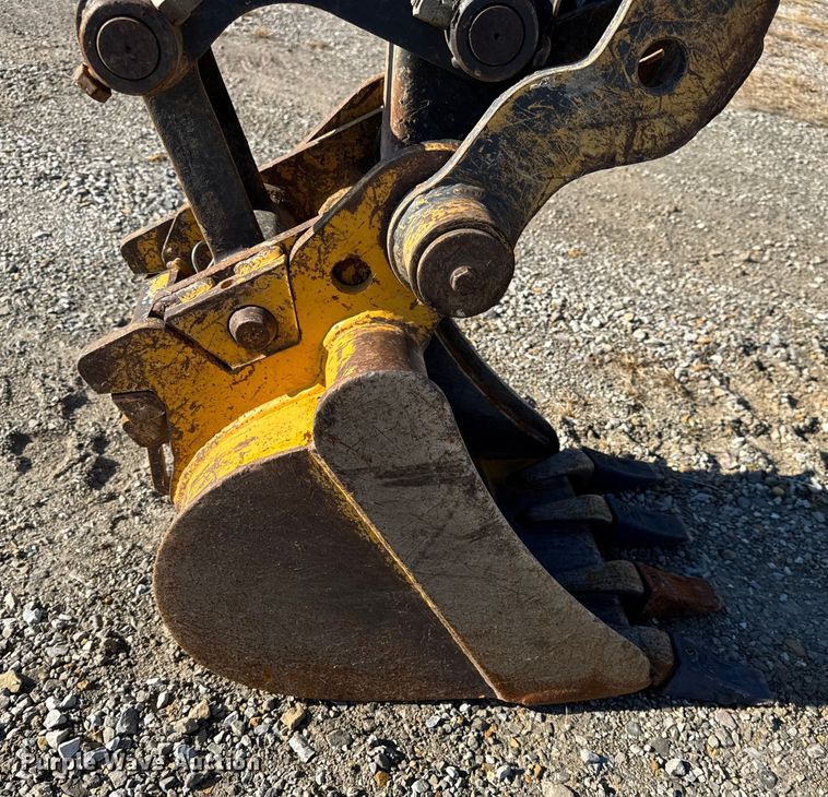 image for item EN0653 2019 John Deere 35G mini excavator