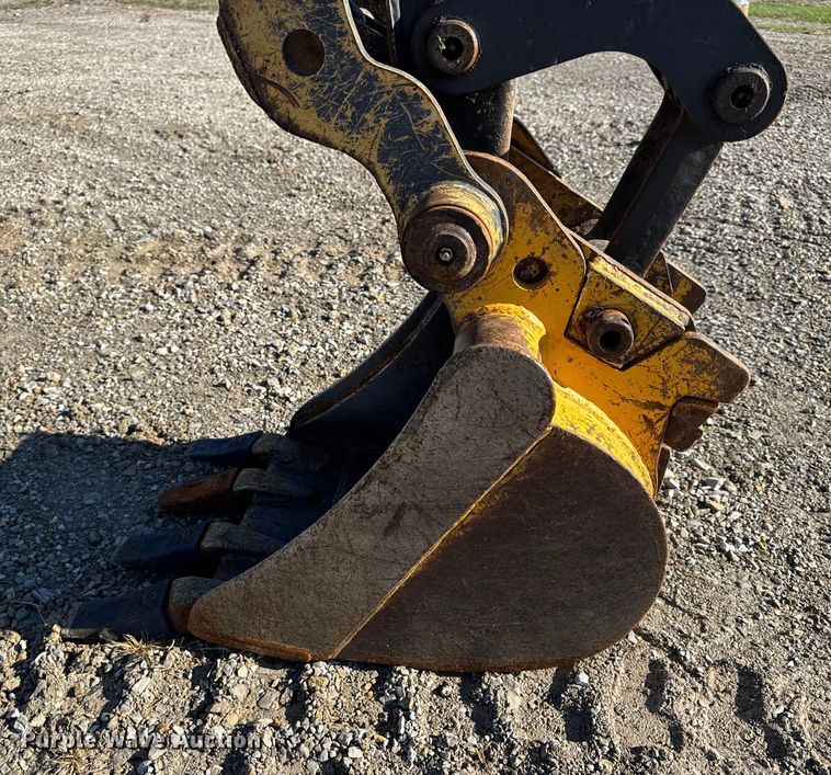 image for item EN0653 2019 John Deere 35G mini excavator