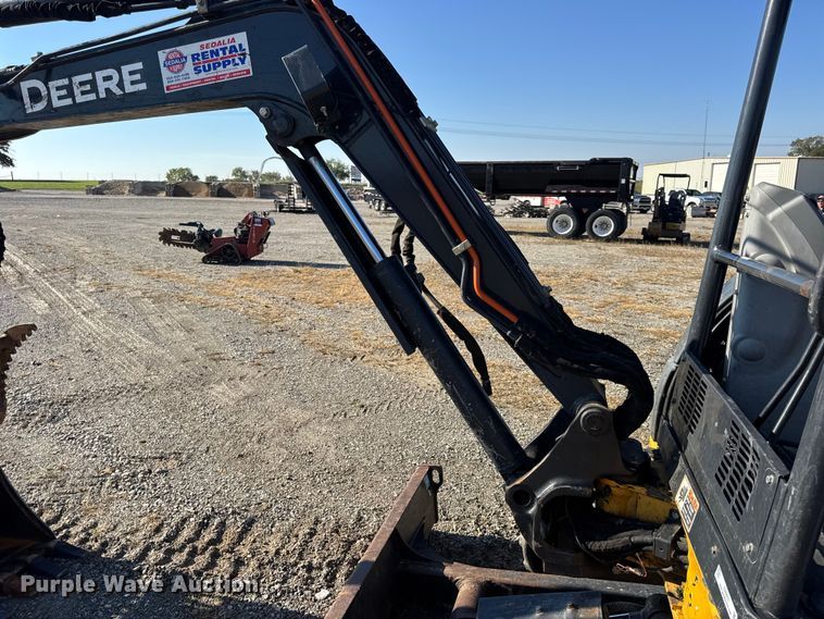 image for item EN0653 2019 John Deere 35G mini excavator