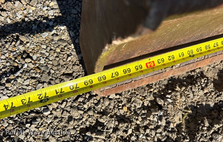 image for item EN0653 2019 John Deere 35G mini excavator