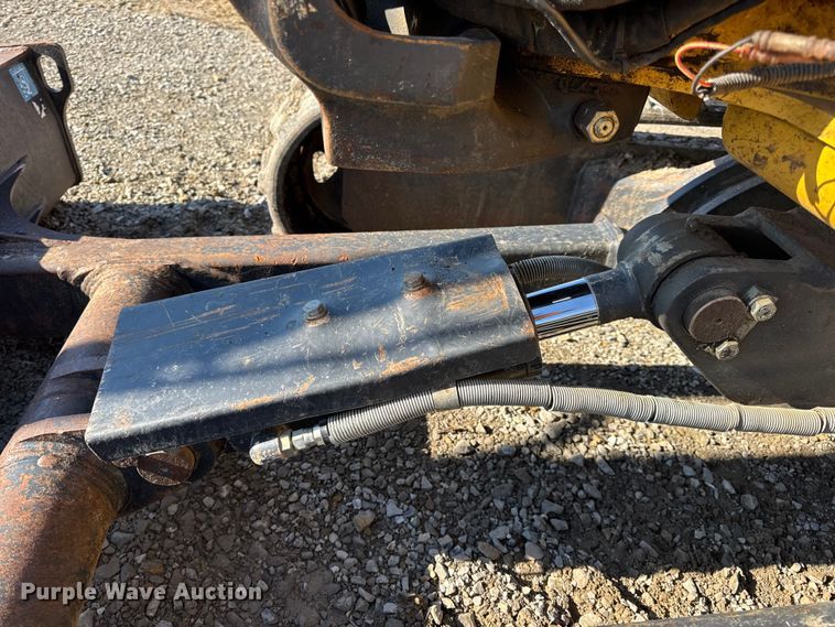 image for item EN0653 2019 John Deere 35G mini excavator