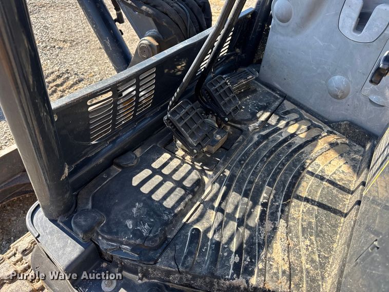 image for item EN0653 2019 John Deere 35G mini excavator