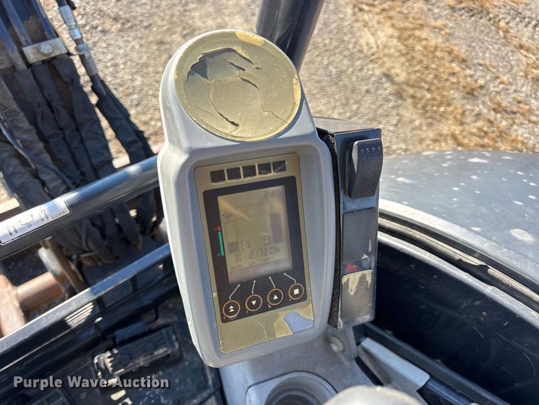 image for item EN0653 2019 John Deere 35G mini excavator