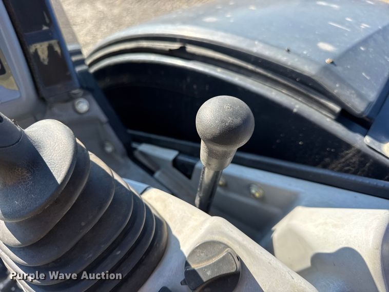 image for item EN0653 2019 John Deere 35G mini excavator