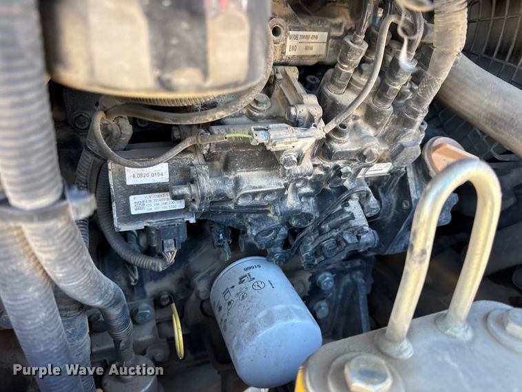 image for item EN0653 2019 John Deere 35G mini excavator