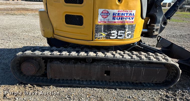 image for item EN0653 2019 John Deere 35G mini excavator