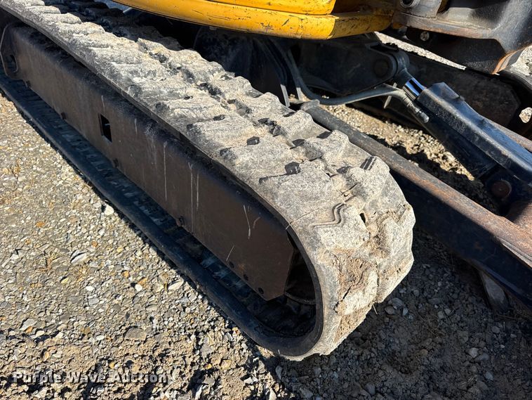 image for item EN0653 2019 John Deere 35G mini excavator