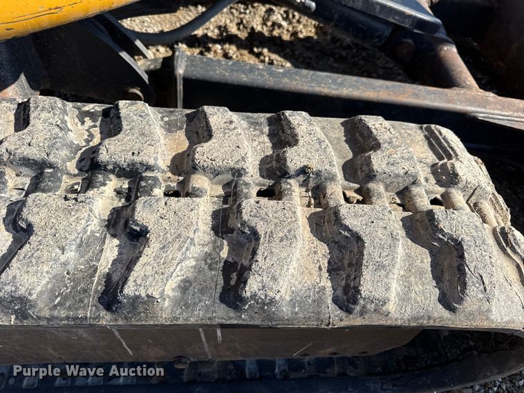 image for item EN0653 2019 John Deere 35G mini excavator