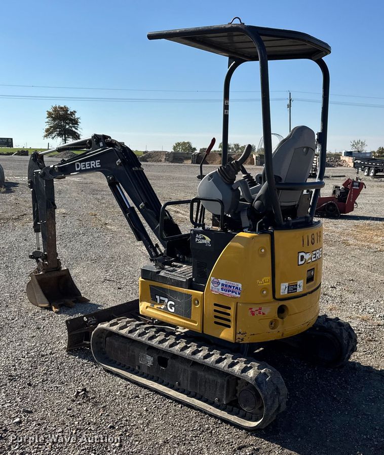 image for item EN0654 2019 John Deere 17G mini excavator