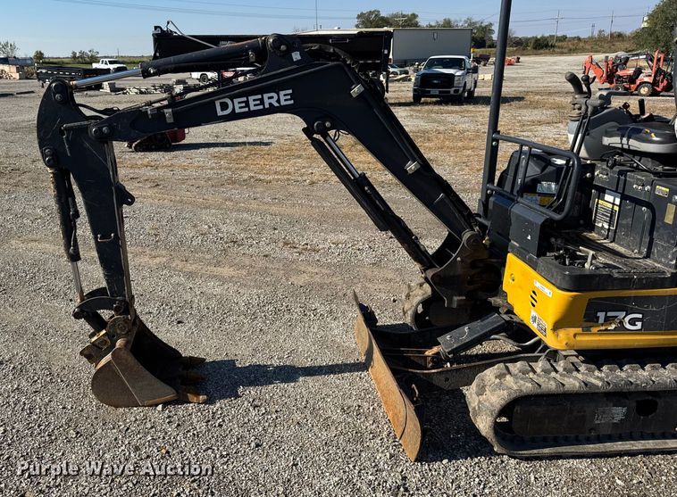 image for item EN0654 2019 John Deere 17G mini excavator