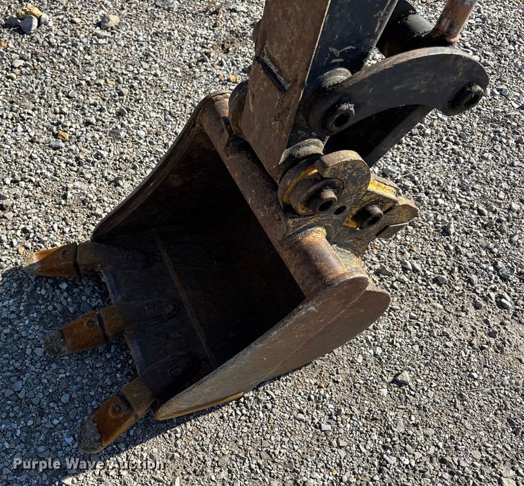 image for item EN0654 2019 John Deere 17G mini excavator