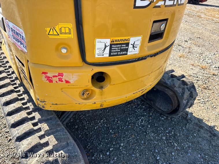 image for item EN0654 2019 John Deere 17G mini excavator