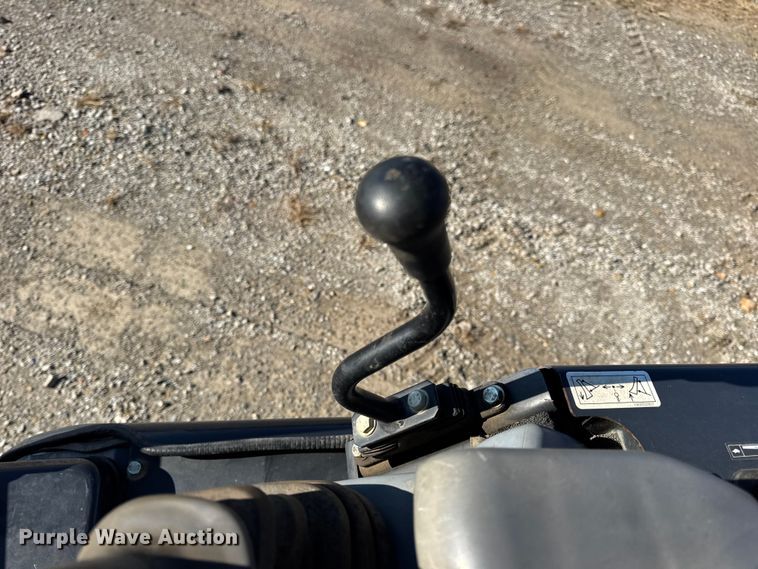 image for item EN0654 2019 John Deere 17G mini excavator