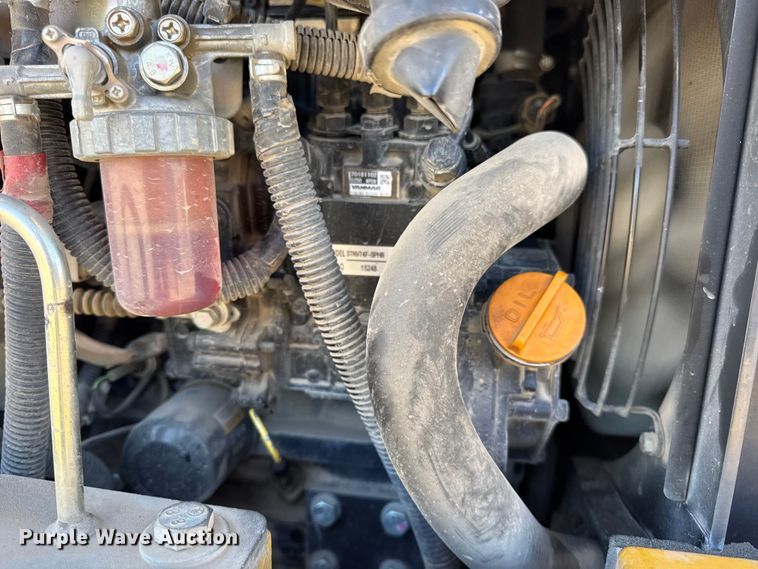 image for item EN0654 2019 John Deere 17G mini excavator