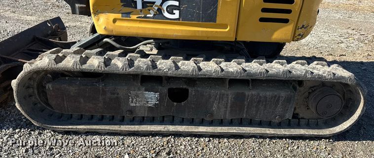 image for item EN0654 2019 John Deere 17G mini excavator