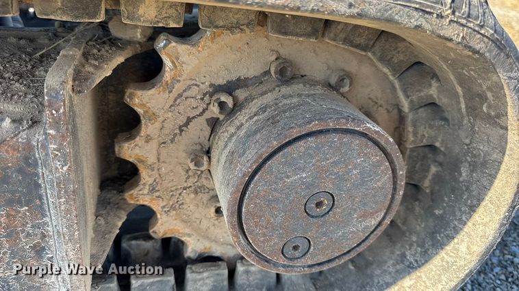 image for item EN0654 2019 John Deere 17G mini excavator