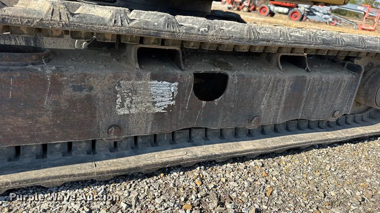 image for item EN0654 2019 John Deere 17G mini excavator