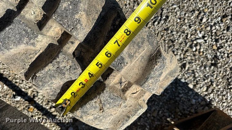 image for item EN0654 2019 John Deere 17G mini excavator