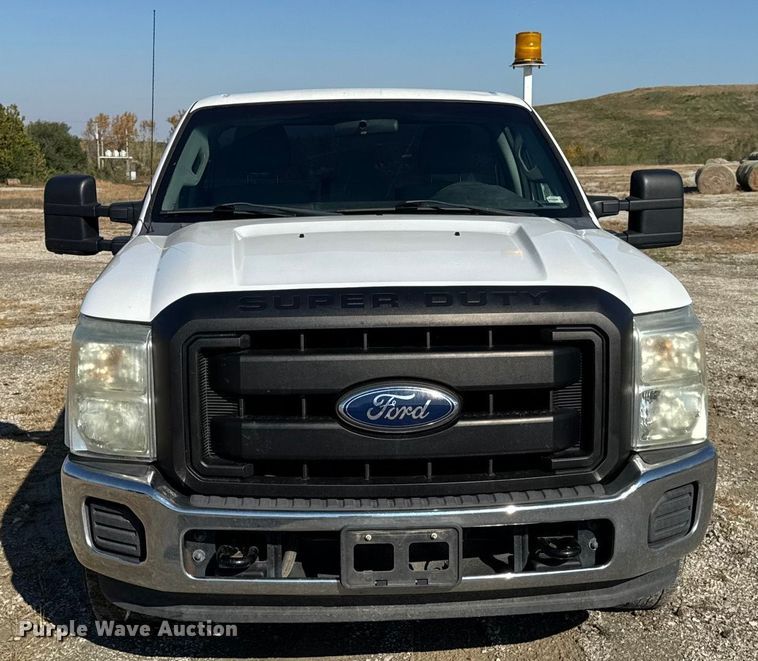 image for item EN0655 2012 Ford F250 Super Duty utility bed pickup truck