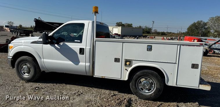 image for item EN0655 2012 Ford F250 Super Duty utility bed pickup truck