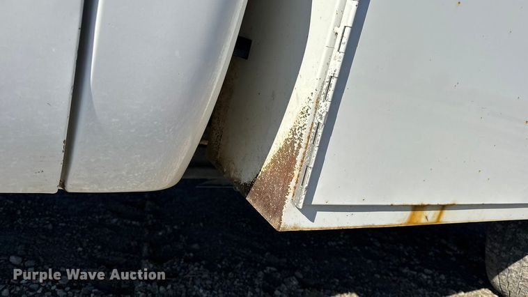 image for item EN0655 2012 Ford F250 Super Duty utility bed pickup truck