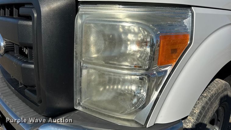 image for item EN0655 2012 Ford F250 Super Duty utility bed pickup truck