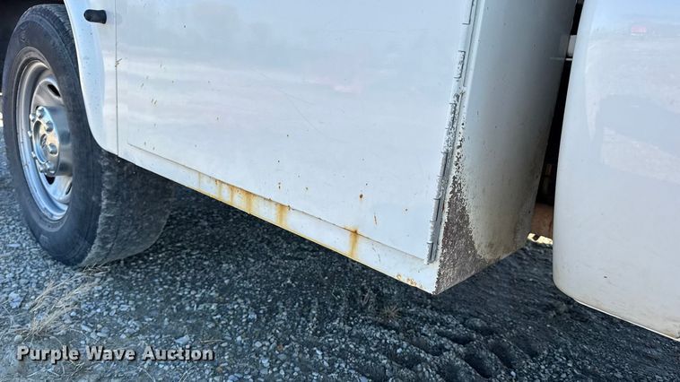 image for item EN0655 2012 Ford F250 Super Duty utility bed pickup truck