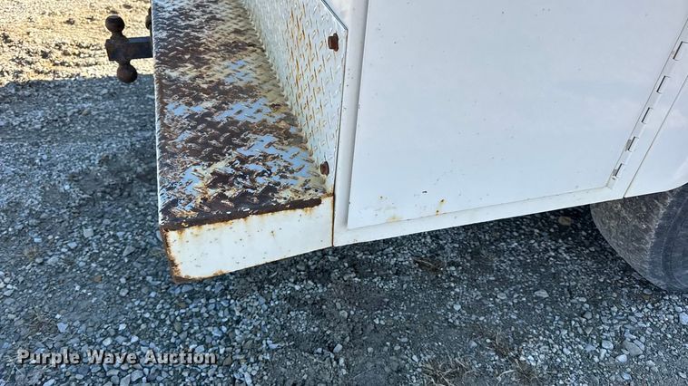 image for item EN0655 2012 Ford F250 Super Duty utility bed pickup truck