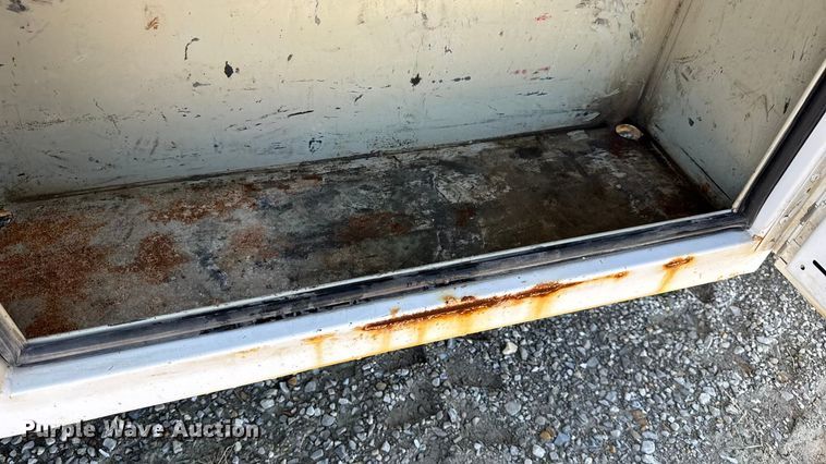 image for item EN0655 2012 Ford F250 Super Duty utility bed pickup truck