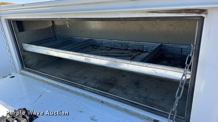 image for item EN0655 2012 Ford F250 Super Duty utility bed pickup truck