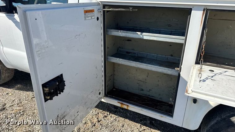 image for item EN0655 2012 Ford F250 Super Duty utility bed pickup truck