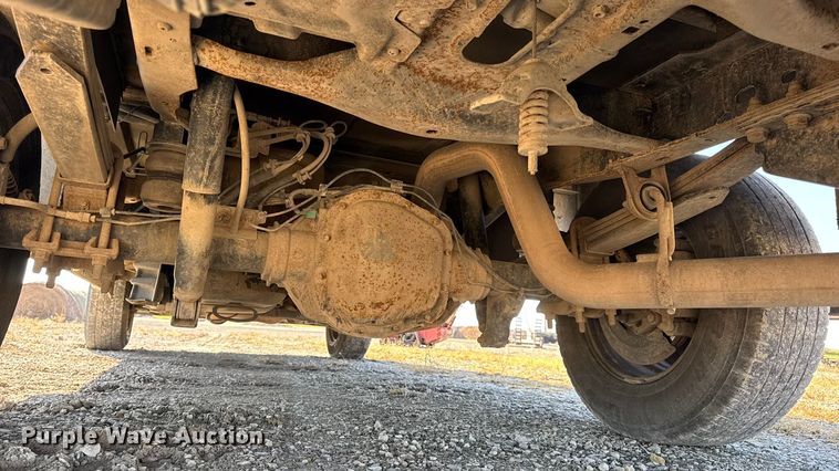 image for item EN0655 2012 Ford F250 Super Duty utility bed pickup truck