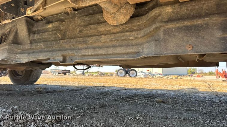 image for item EN0655 2012 Ford F250 Super Duty utility bed pickup truck