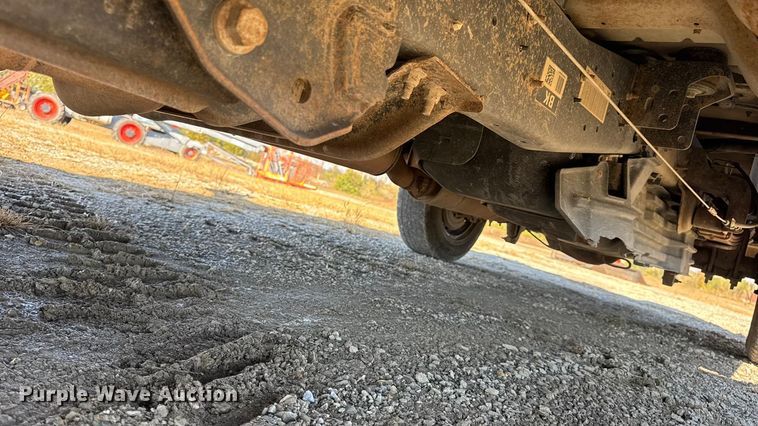 image for item EN0655 2012 Ford F250 Super Duty utility bed pickup truck