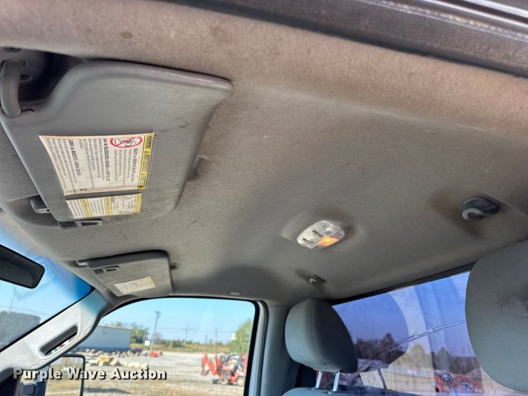 image for item EN0655 2012 Ford F250 Super Duty utility bed pickup truck