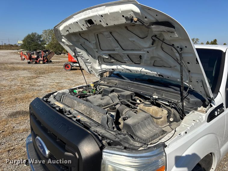 image for item EN0655 2012 Ford F250 Super Duty utility bed pickup truck