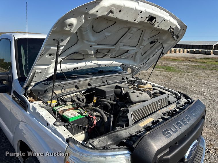 image for item EN0655 2012 Ford F250 Super Duty utility bed pickup truck