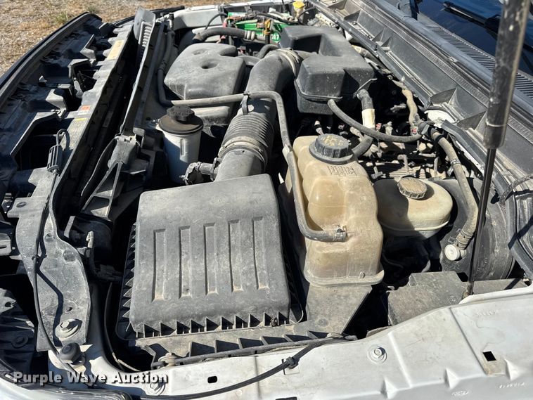 image for item EN0655 2012 Ford F250 Super Duty utility bed pickup truck