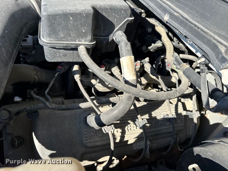 image for item EN0655 2012 Ford F250 Super Duty utility bed pickup truck