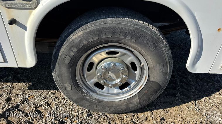 image for item EN0655 2012 Ford F250 Super Duty utility bed pickup truck