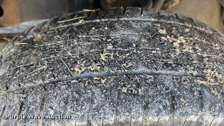 image for item EN0655 2012 Ford F250 Super Duty utility bed pickup truck