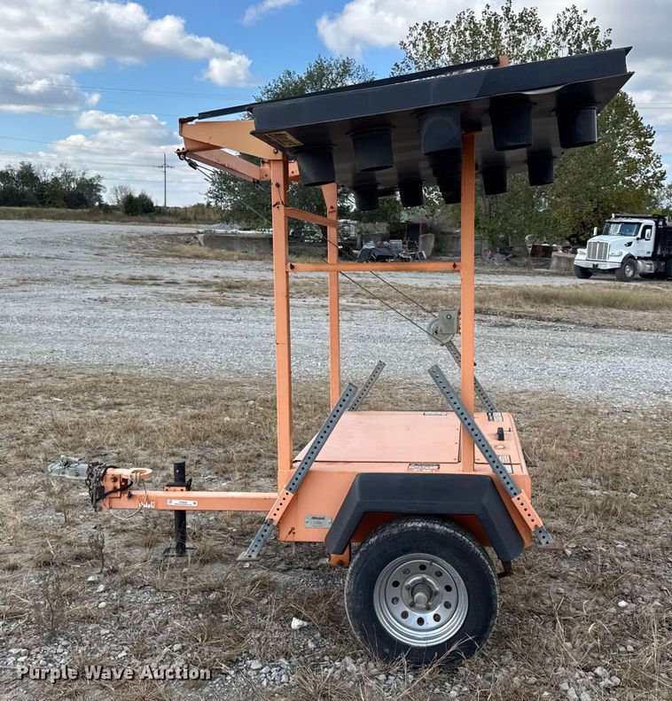 image for item EN0656 Allmand 2200 ALT arrow board trailer