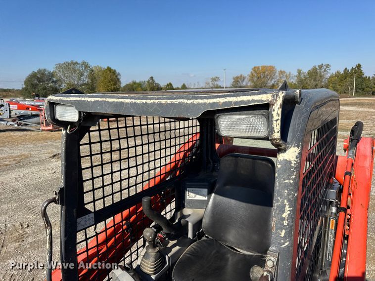 image for item EN0657 Kubota SVL75-2 tracked skid steer loader