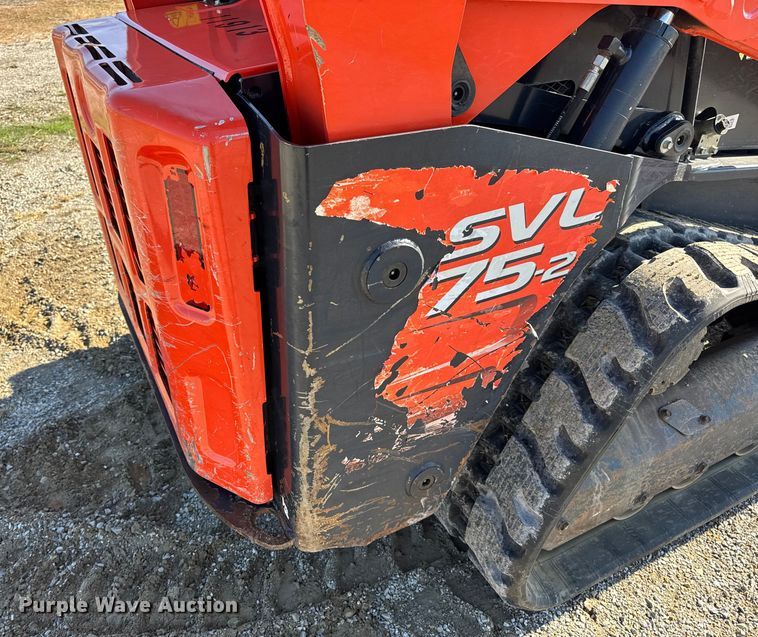 image for item EN0657 Kubota SVL75-2 tracked skid steer loader