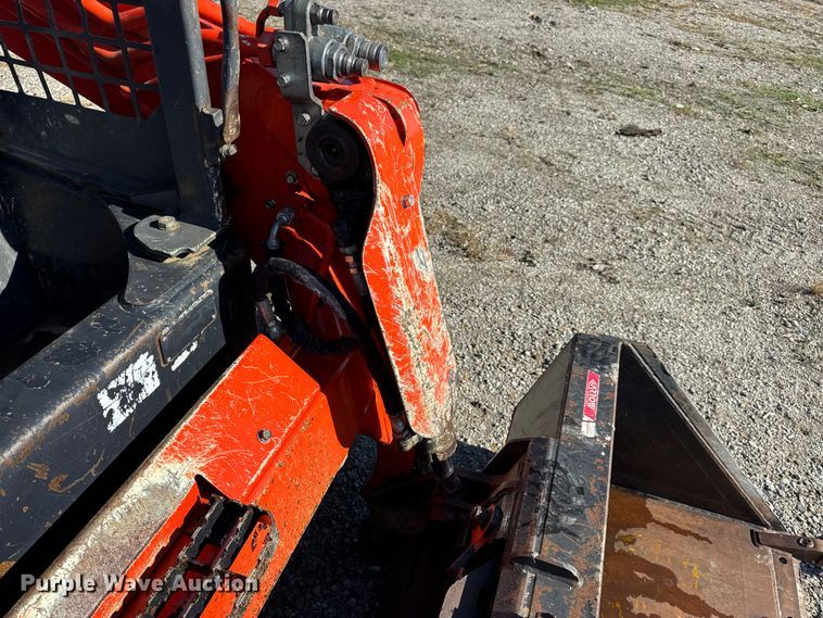image for item EN0657 Kubota SVL75-2 tracked skid steer loader