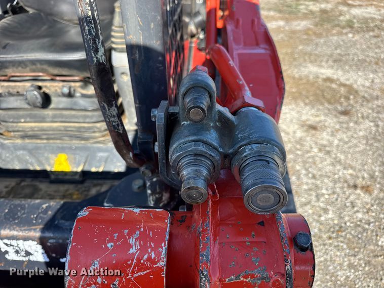 image for item EN0657 Kubota SVL75-2 tracked skid steer loader