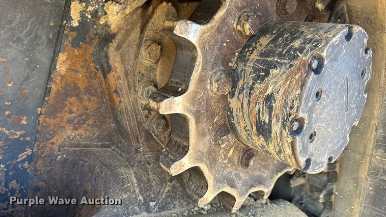 image for item EN0657 Kubota SVL75-2 tracked skid steer loader