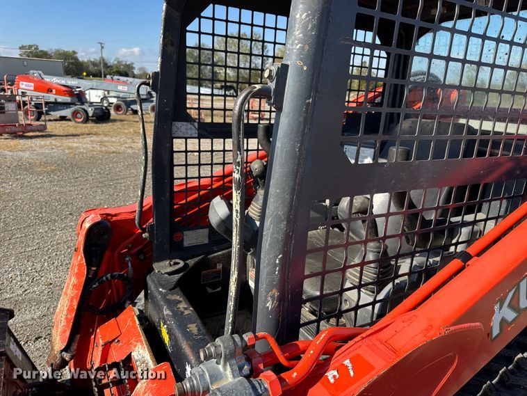 image for item EN0658 2019 Kubota SVL75-2 tracked skid steer loader